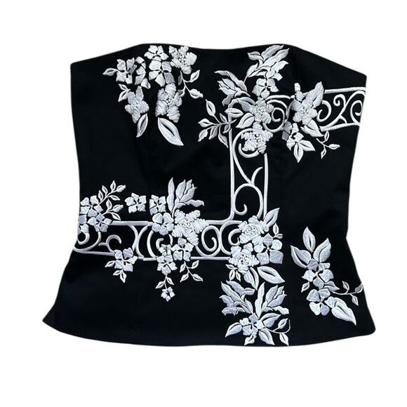 White House Black Market Tops - White House Black Market Black and White Embroidered Corset Bustier Top Size 0